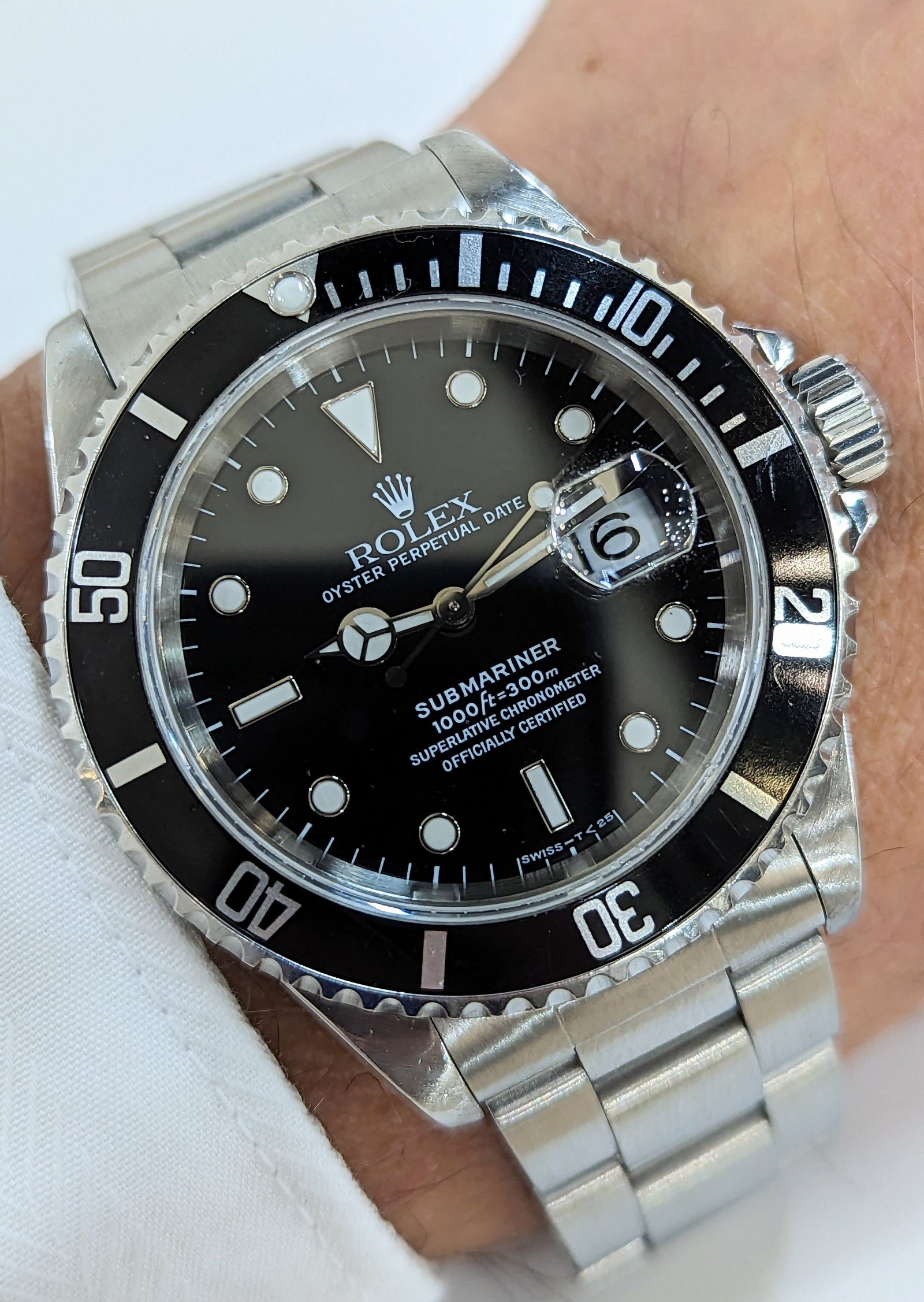 Rolex Black Stainless Steel Submariner Ref.16610 Circa 1998