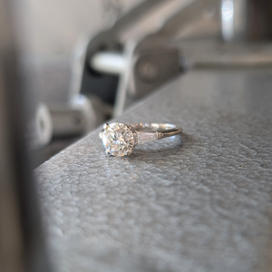 Special! Platinum Diamond Engagement Ring