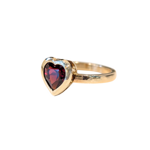 14k Yellow Gold Heart Shape Garnet Ring