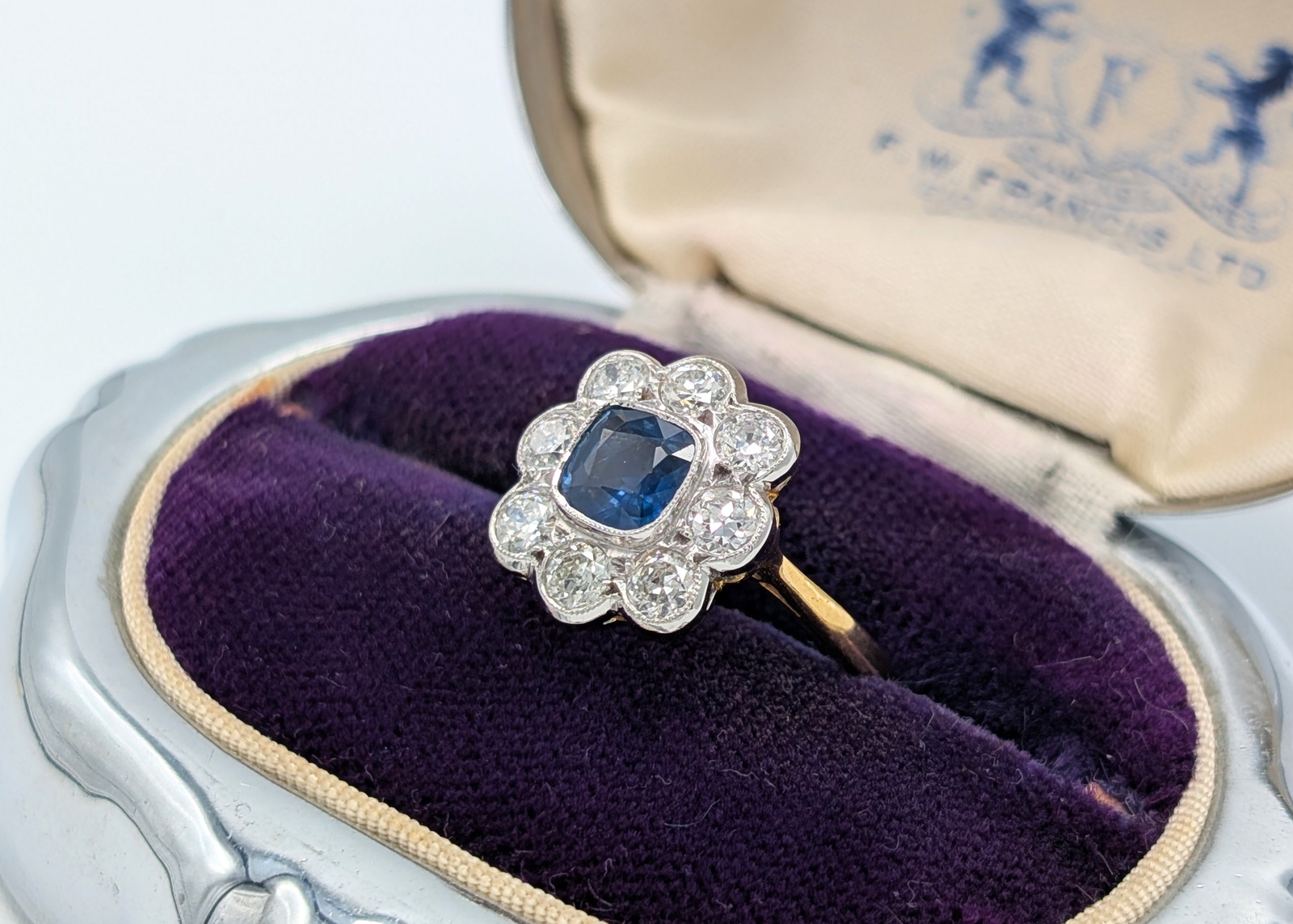 18k Yellow & White Gold Sapphire & Diamond Halo Vintage Ring