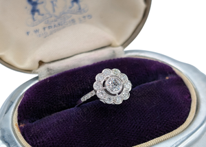 18k White Gold Vintage Diamond Halo Engagement Ring