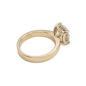 Natural Round Brilliant Cut Solitaire Diamond Engagement Ring