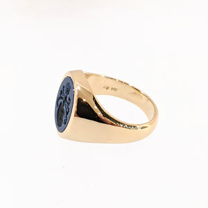 Sardonyx Family Crest Signet Ring in 14k Yellow Gold